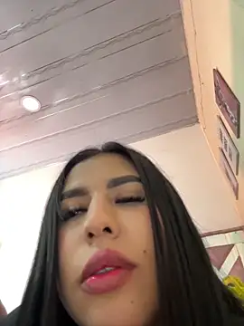 Snapshot of sweety_mariann1 chatting on 06-01-26, 11:06 sweety mariann1 online show from 06-01-26, 11:06