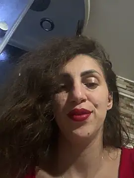 EmaSkyes online show from 10-13-25, 06:41