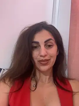 EmaSkyes online show from 11-13-25, 07:51