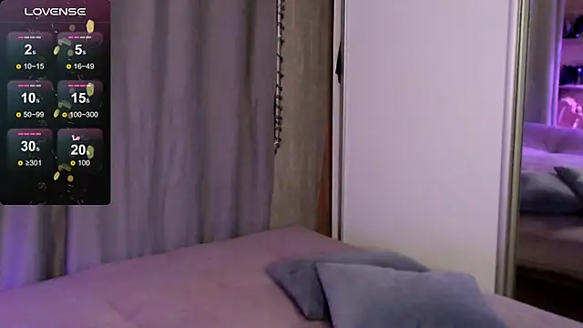 Snapshot of Carrie_Moonshine chatting on 03-04-25, 05:56 Carrie Moonshine online show from 03-04-25, 05:56