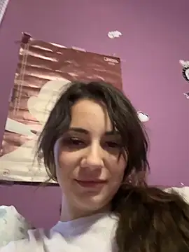 BelleSkye online show from 03-15-25, 02:34