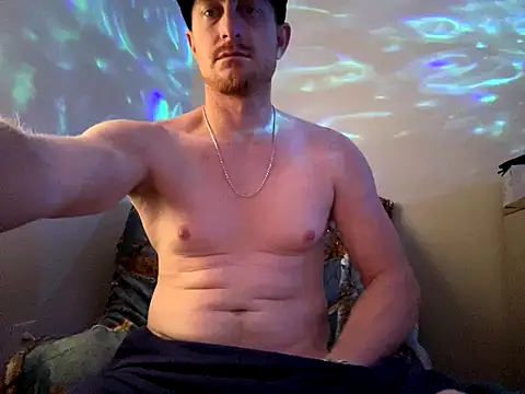 bigred0808 online show from 11-26-25, 07:26