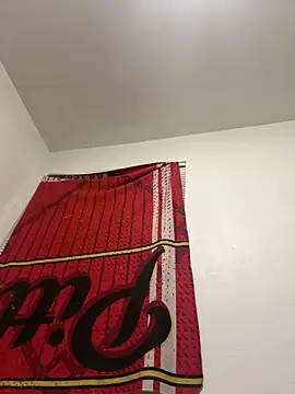 Snapshot of honeybrow chatting on 01-29-25, 11:56 honeybrow online show from 01-29-25, 11:56