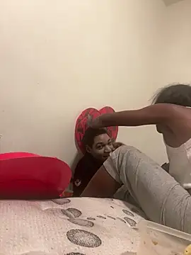 Snapshot of honeybrow chatting on 02-16-25, 05:37 honeybrow online show from 02-16-25, 05:37