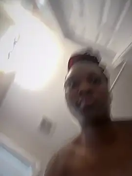 Snapshot of honeybrow chatting on 02-18-26, 02:46 honeybrow online show from 02-18-26, 02:46