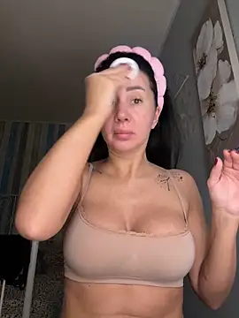 AnaRhodes online show from 02-20-25, 08:58