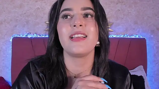 LorenaStevens online show from 01-05-25, 06:35