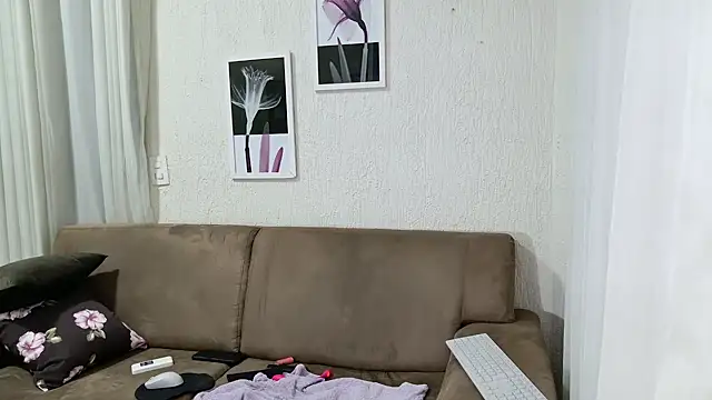 Blue butterfly online show from 01-26-25, 01:20