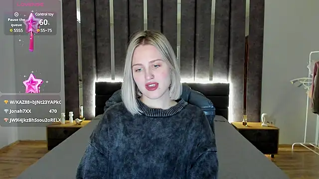 Snapshot of _Sarah_Soul_ chatting on 01-01-25, 05:54 Sarah Soul online show from 01-01-25, 05:54
