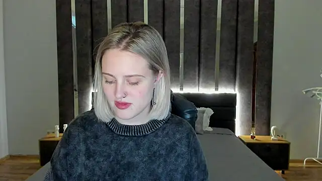 Snapshot of _Sarah_Soul_ chatting on 01-01-25, 08:56 Sarah Soul online show from 01-01-25, 08:56