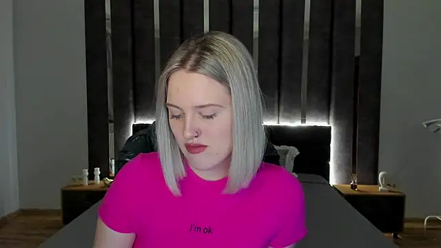 Snapshot of _Sarah_Soul_ chatting on 01-04-25, 12:48 Sarah Soul online show from 01-04-25, 12:48