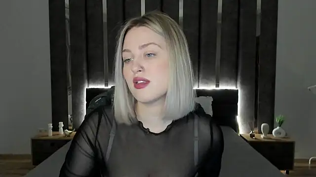 Snapshot of _Sarah_Soul_ chatting on 01-19-25, 12:49 Sarah Soul online show from 01-19-25, 12:49