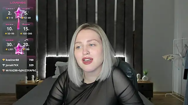 Snapshot of _Sarah_Soul_ chatting on 01-26-25, 06:49 Sarah Soul online show from 01-26-25, 06:49