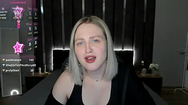 Snapshot of _Sarah_Soul_ chatting on 02-12-25, 07:02 Sarah Soul online show from 02-12-25, 07:02