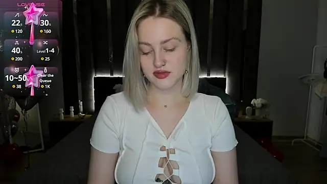 Snapshot of _Sarah_Soul_ chatting on 02-20-25, 12:41 Sarah Soul online show from 02-20-25, 12:41