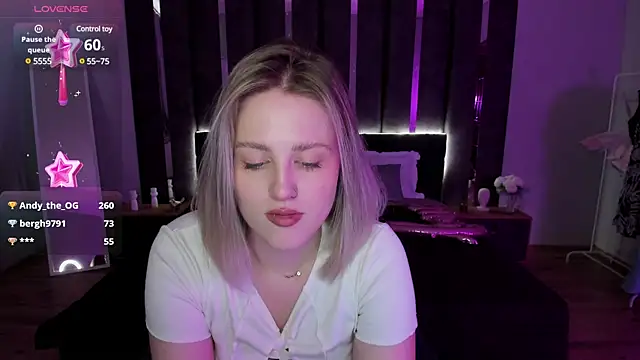 Snapshot of _Sarah_Soul_ chatting on 03-19-25, 03:52 Sarah Soul online show from 03-19-25, 03:52