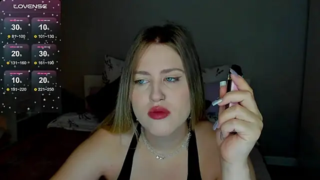 Snapshot of _Sarah_Soul_ chatting on 10-02-25, 12:06 Sarah Soul online show from 10-02-25, 12:06
