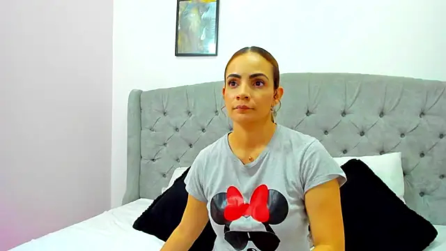 Valesskahall online show from 12-30-24, 12:09