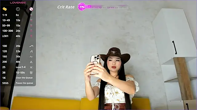 Snapshot of Xiao_Mei_ chatting on 10-24-25, 05:15 Xiao Mei  online show from 10-24-25, 05:15