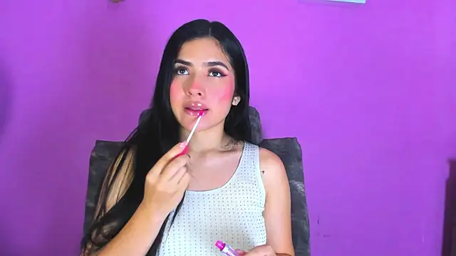 adara johnson   online show from 02-12-25, 11:40