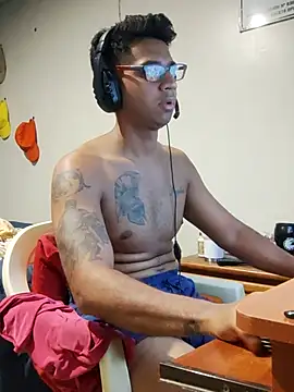 FitGeorge online show from 11-24-25, 01:05