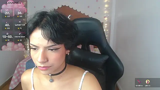 Snapshot of kathina_t chatting on 12-14-24, 04:42 kathina t online show from 12-14-24, 04:42