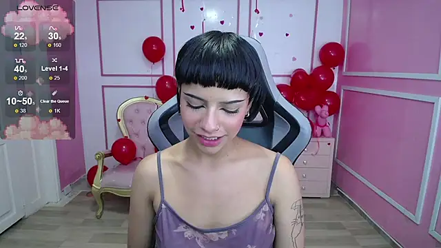 Snapshot of kathina_t chatting on 02-21-25, 10:15 kathina t online show from 02-21-25, 10:15