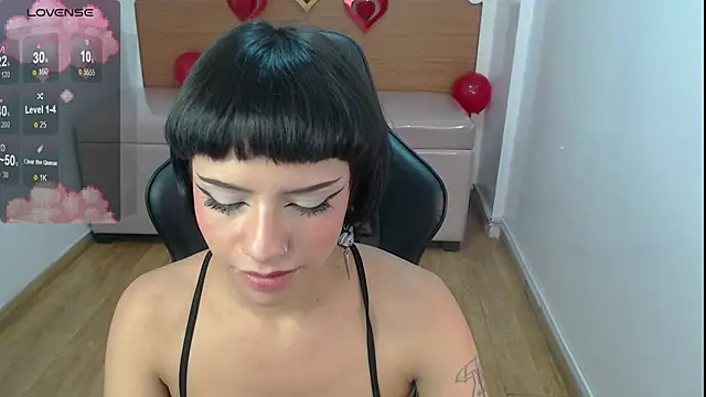 Snapshot of kathina_t chatting on 02-24-25, 07:52 kathina t online show from 02-24-25, 07:52