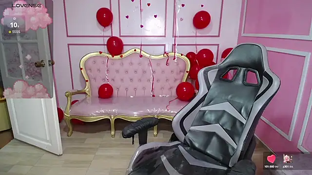 Snapshot of kathina_t chatting on 02-26-25, 01:53 kathina t online show from 02-26-25, 01:53