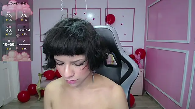 Snapshot of kathina_t chatting on 02-28-25, 10:06 kathina t online show from 02-28-25, 10:06