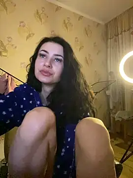 Starry Siren online show from 02-19-25, 06:21