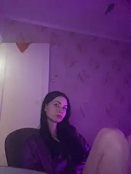 Starry Siren online show from 10-22-25, 02:39