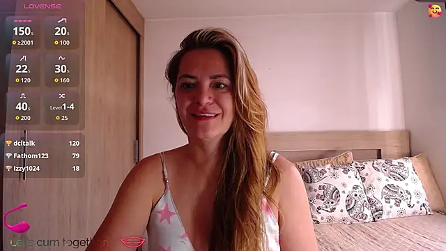 Snapshot of ParisW chatting on 06-11-26, 12:36 ParisW online show from 06-11-26, 12:36