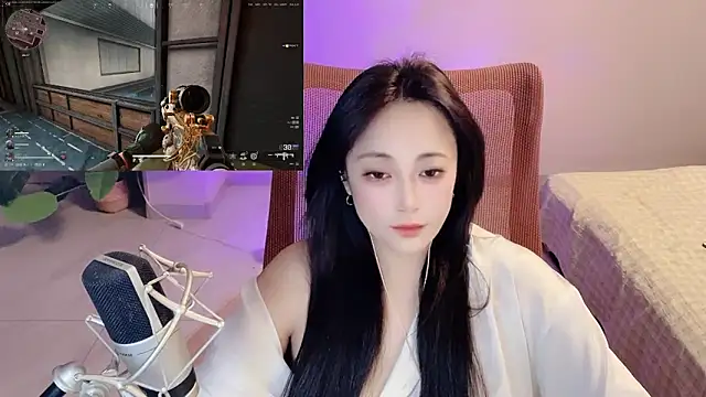 Snapshot of Daisy-77 chatting on 05-12-26, 01:41 Daisy-77 online show from 05-12-26, 01:41