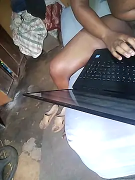 Snapshot of African_Masked_Couple chatting on 03-07-25, 06:13 African Masked Couple online show from 03-07-25, 06:13