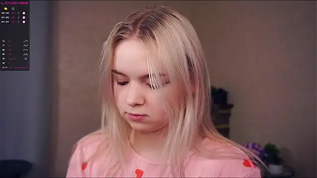 ZaraCreedon online show from 03-06-25, 10:26