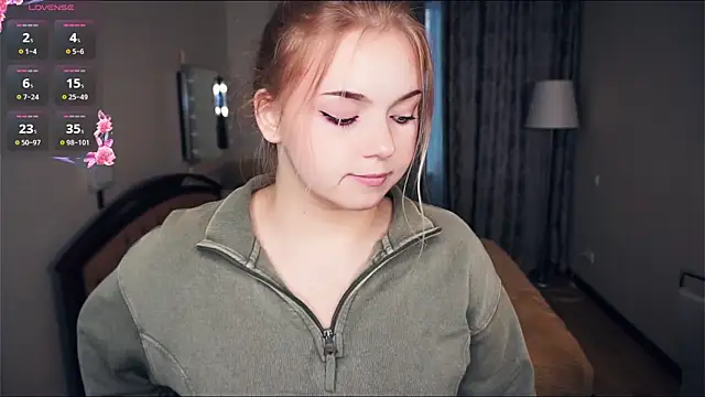 ZaraCreedon online show from 09-26-25, 05:11