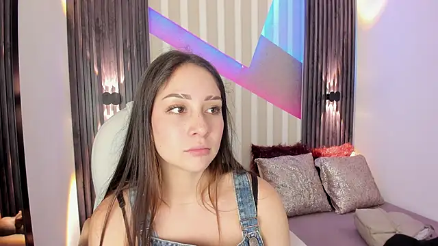 emily layton online show from 09-16-25, 02:40