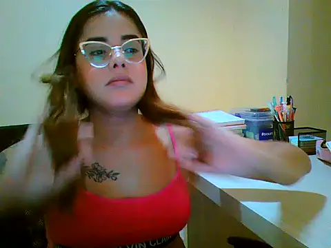 maliamiller online show from 12-17-25, 08:48