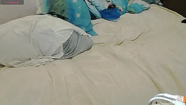 lisa Black00 online show from 11-18-25, 11:03