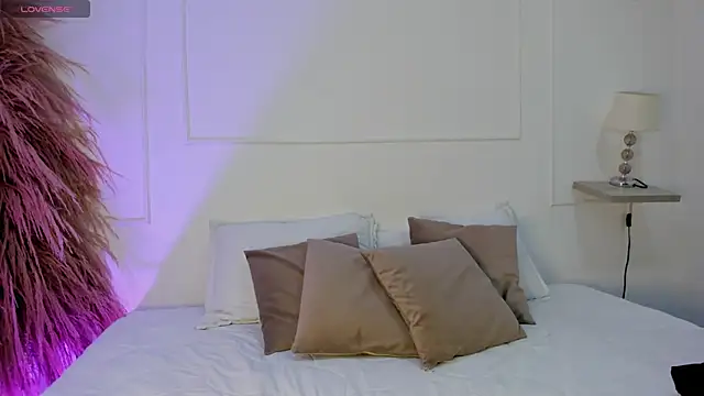 Snapshot of _ashleymiller chatting on 01-24-25, 05:53 ashleymiller online show from 01-24-25, 05:53