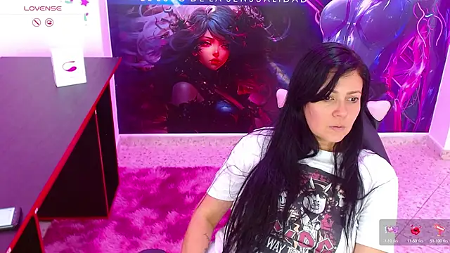 Snapshot of FelinaJohnson chatting on 03-14-25, 08:28 FelinaJohnson online show from 03-14-25, 08:28