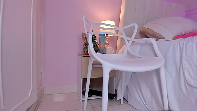 Snapshot of _bianca_18 chatting on 12-04-24, 02:59 bianca 18 online show from 12-04-24, 02:59