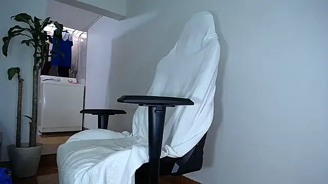 diamond black00 online show from 02-08-25, 05:29