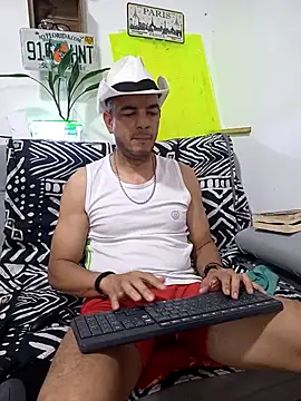 latinmartin73 online show from 09-15-25, 02:44