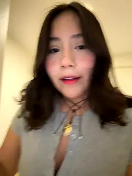 kittyfresita online show from 10-15-25, 04:45