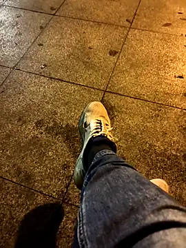 huzi518 online show from 10-06-25, 11:29