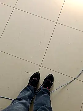 huzi518 online show from 10-24-25, 02:19