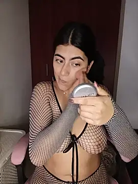 miakhalifaaa  online show from 02-26-26, 10:20