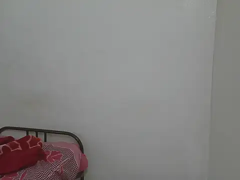 Snapshot of hot_dark_chocolate08 chatting on 11-28-25, 04:26 hot dark chocolate08 online show from 11-28-25, 04:26